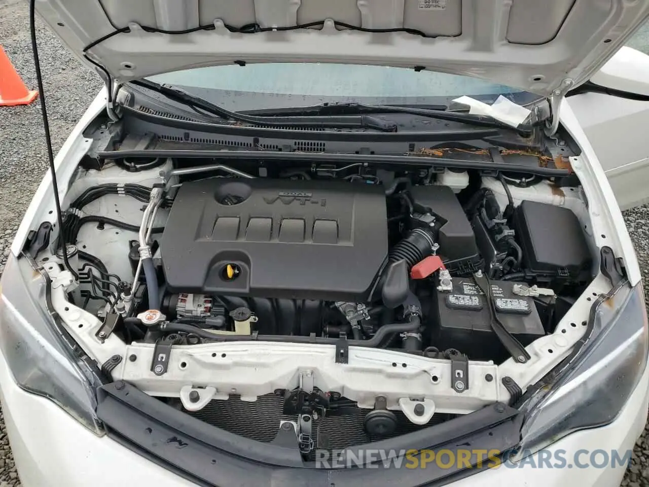 11 fotografías del automóvil dañado 5YFBURHE6KP935145 TOYOTA COROLLA 2019