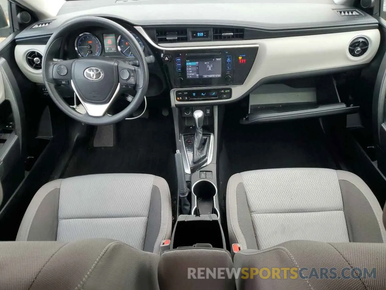 8 fotografías del automóvil dañado 5YFBURHE6KP935145 TOYOTA COROLLA 2019