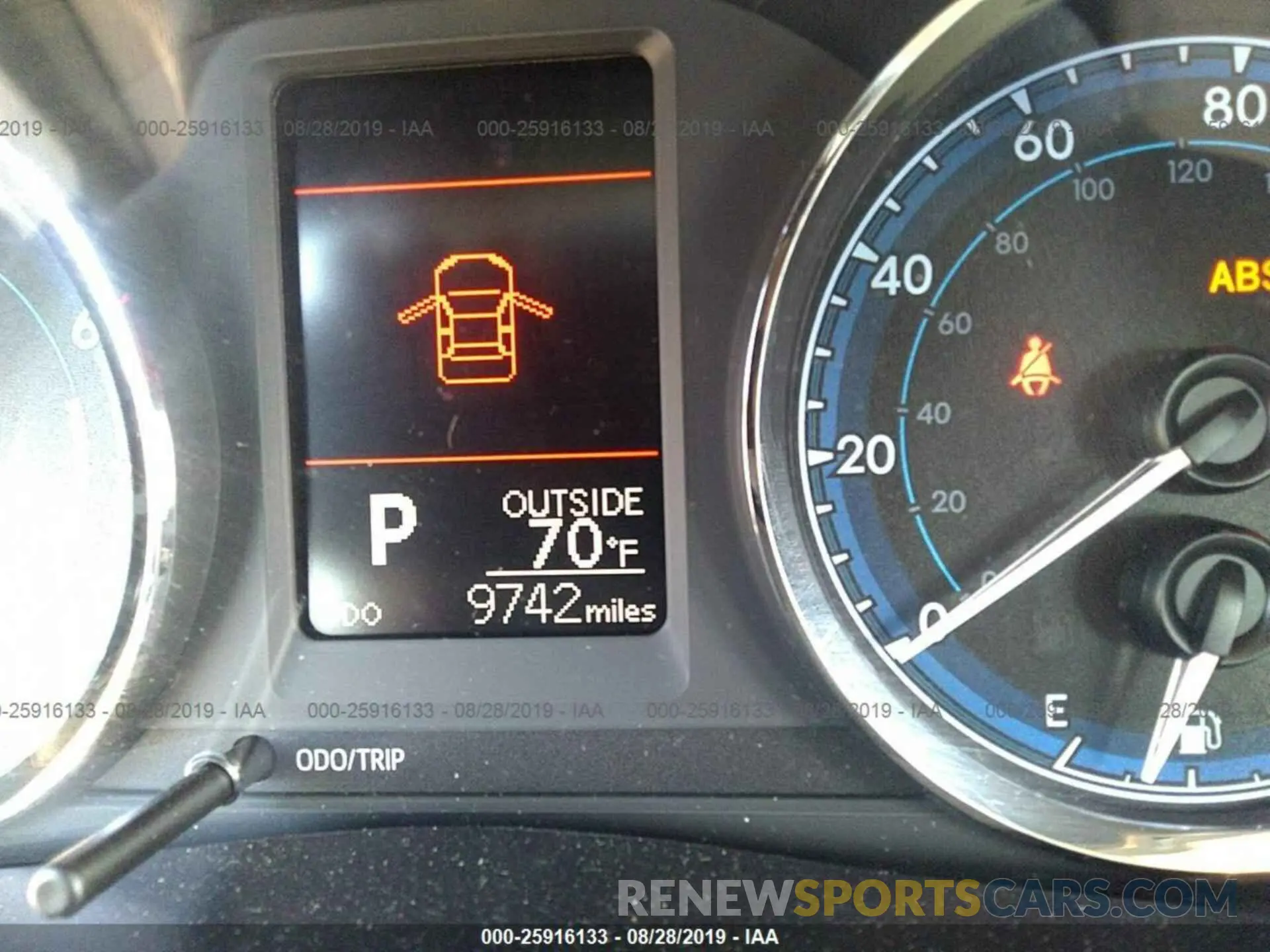 7 fotografías del automóvil dañado 5YFBURHE6KP936814 TOYOTA COROLLA 2019