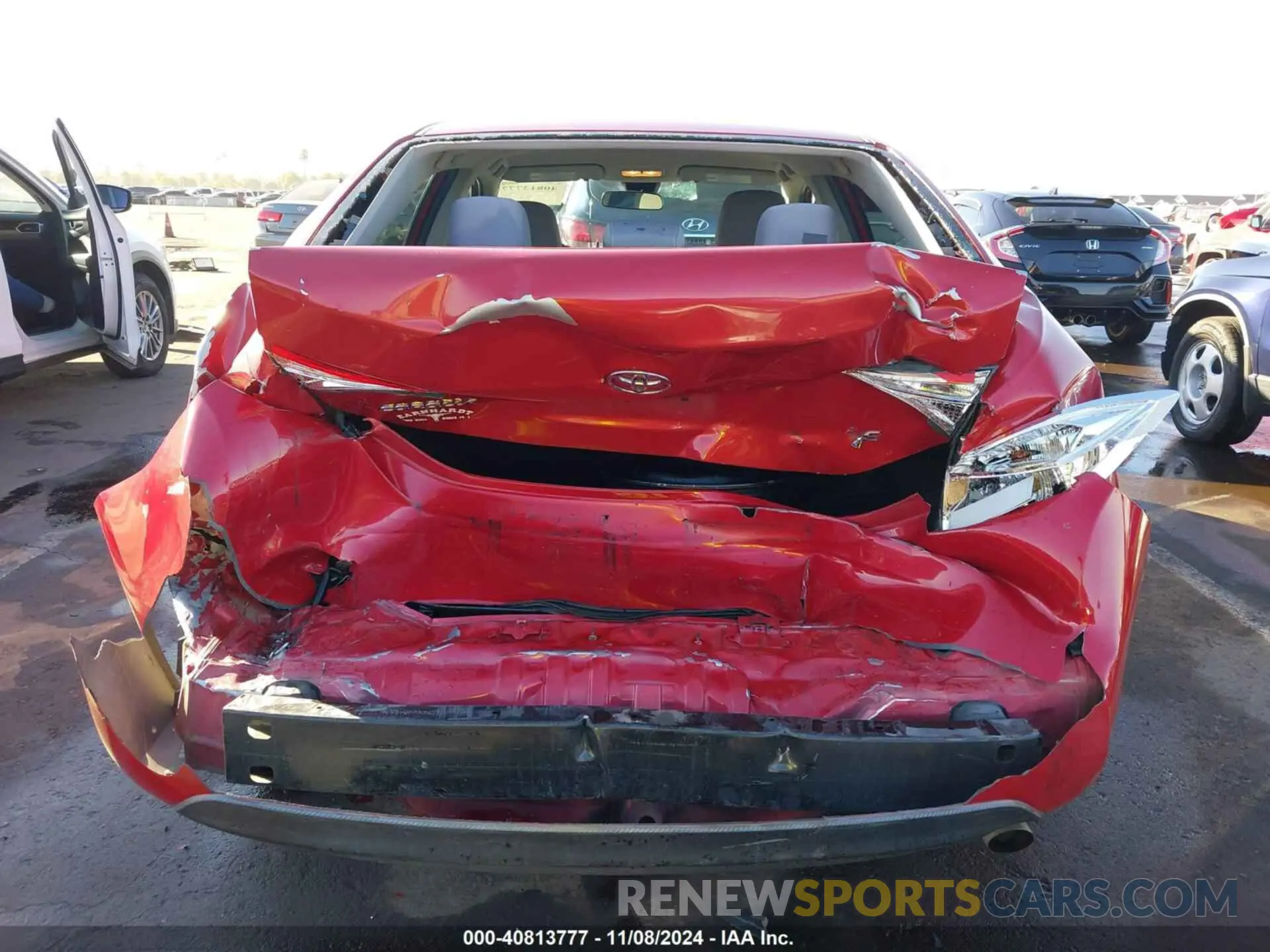 16 fotografías del automóvil dañado 5YFBURHE6KP942032 TOYOTA COROLLA 2019