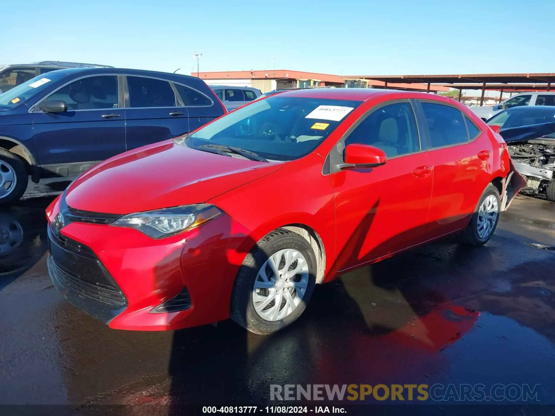 2 fotografías del automóvil dañado 5YFBURHE6KP942032 TOYOTA COROLLA 2019