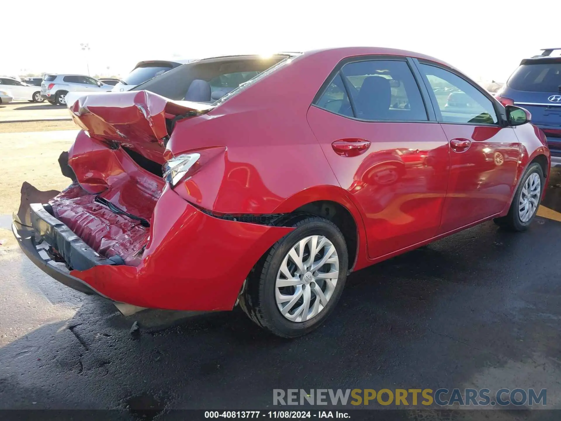 4 fotografías del automóvil dañado 5YFBURHE6KP942032 TOYOTA COROLLA 2019