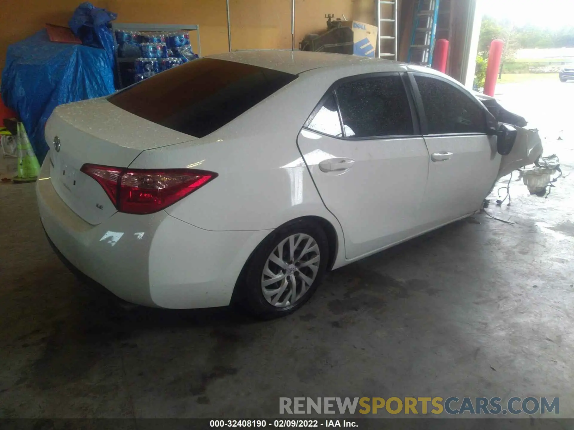 4 fotografías del automóvil dañado 5YFBURHE6KP944573 TOYOTA COROLLA 2019