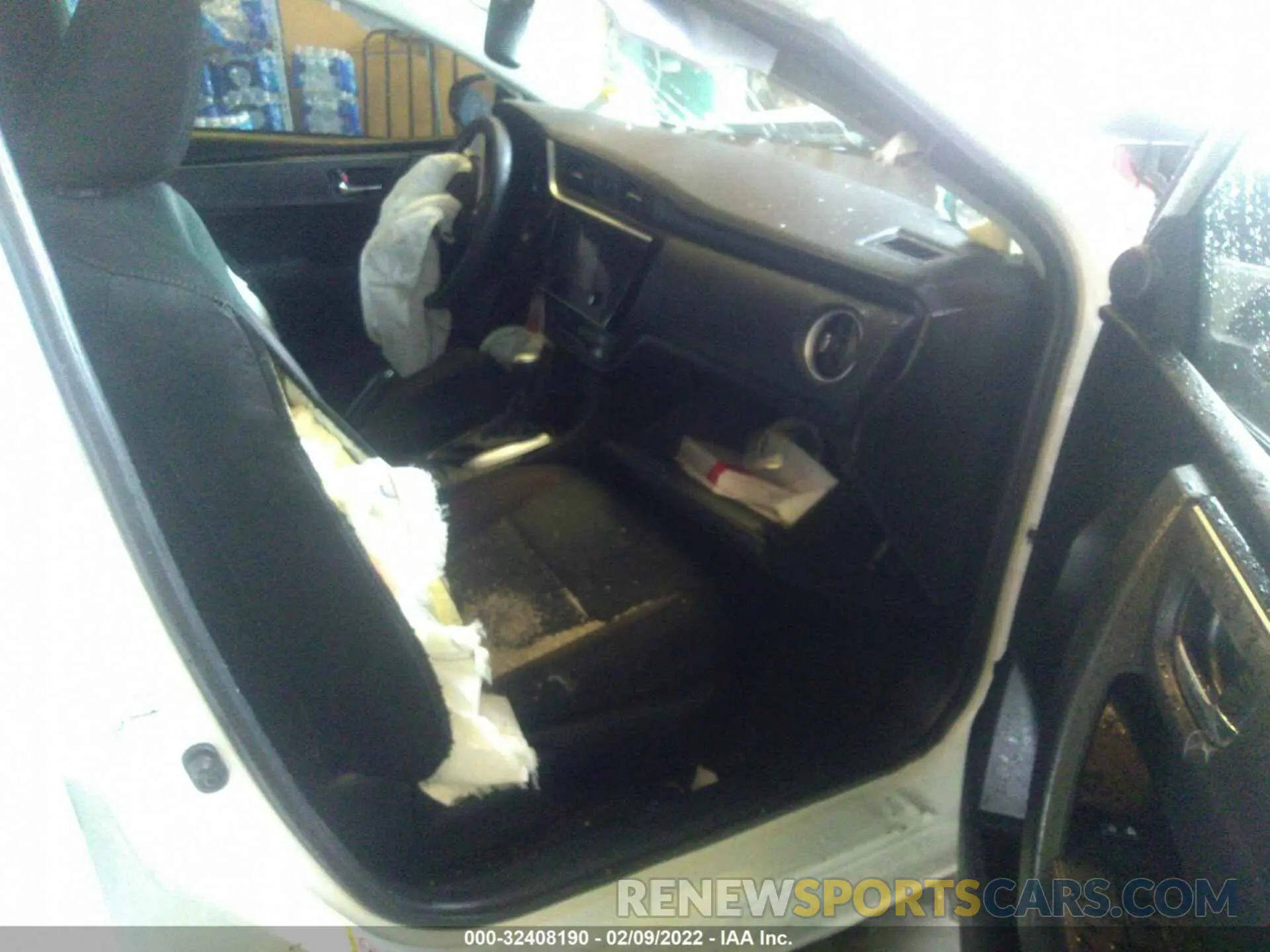 5 fotografías del automóvil dañado 5YFBURHE6KP944573 TOYOTA COROLLA 2019