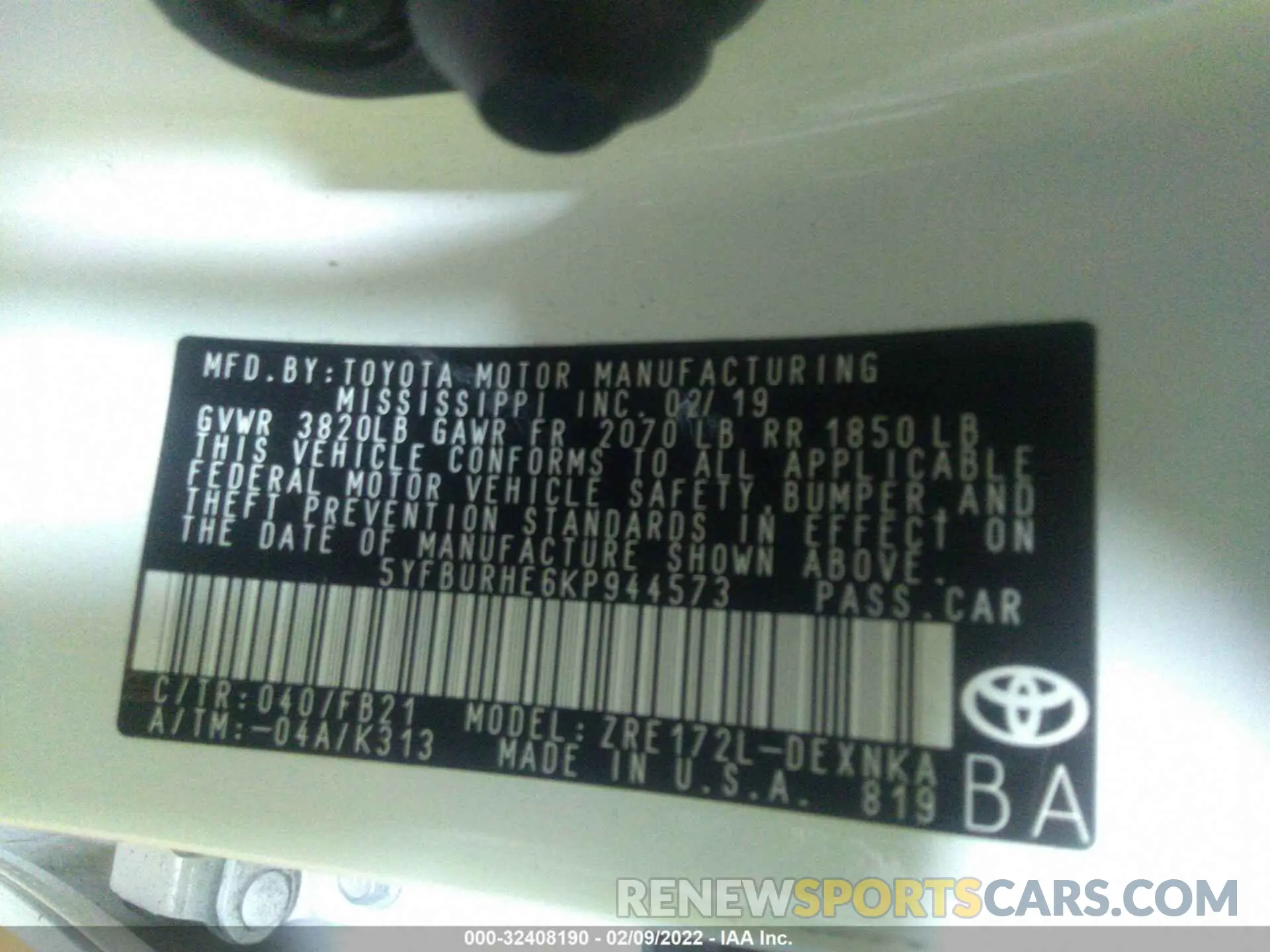 9 fotografías del automóvil dañado 5YFBURHE6KP944573 TOYOTA COROLLA 2019