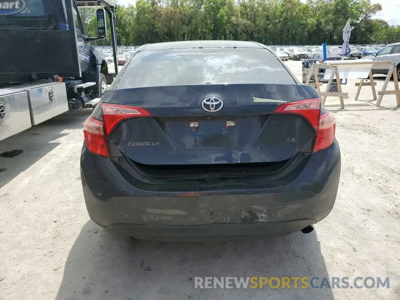 6 fotografías del automóvil dañado 5YFBURHE6KP945920 TOYOTA COROLLA 2019