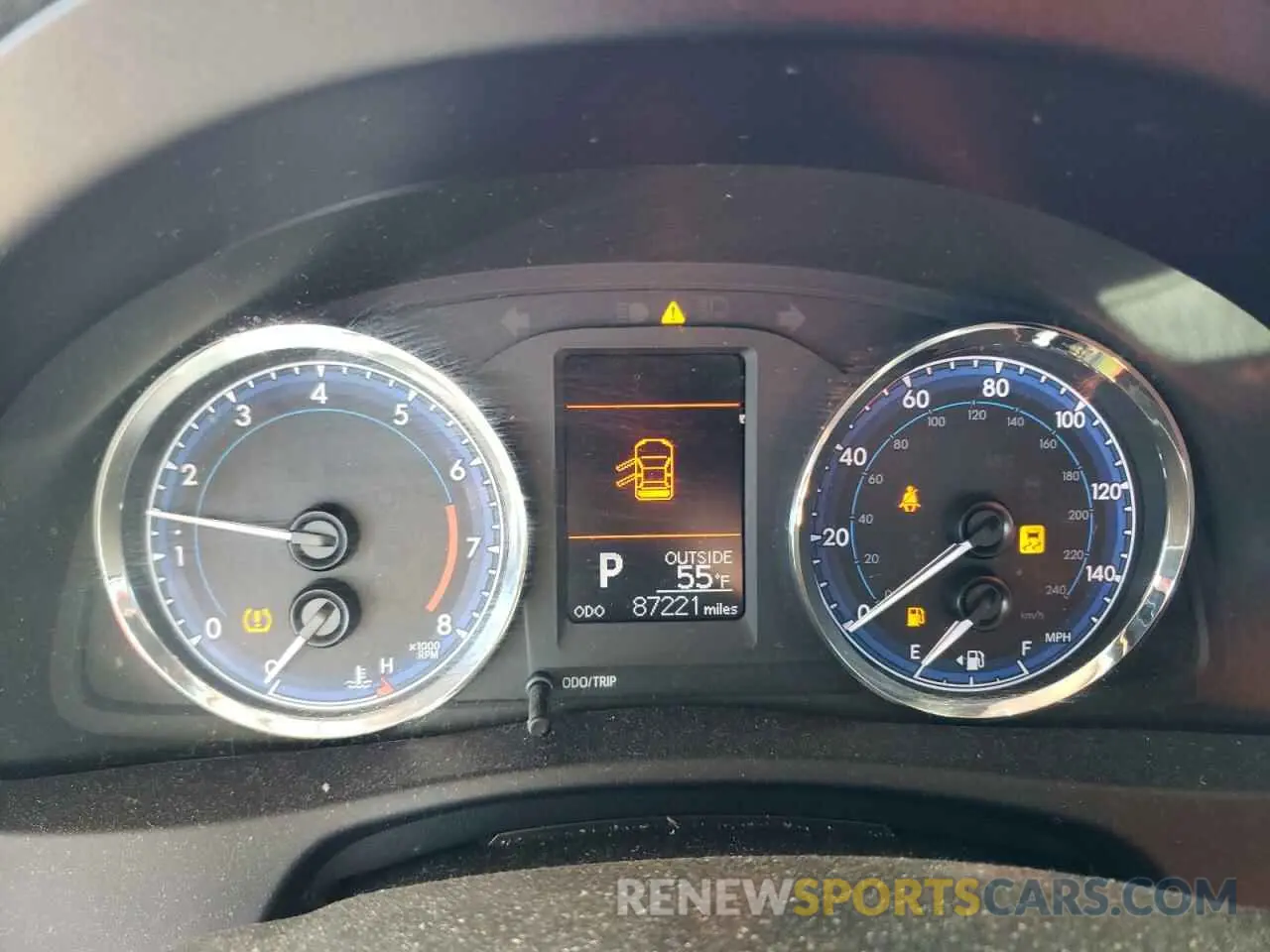 9 fotografías del automóvil dañado 5YFBURHE7KP860441 TOYOTA COROLLA 2019