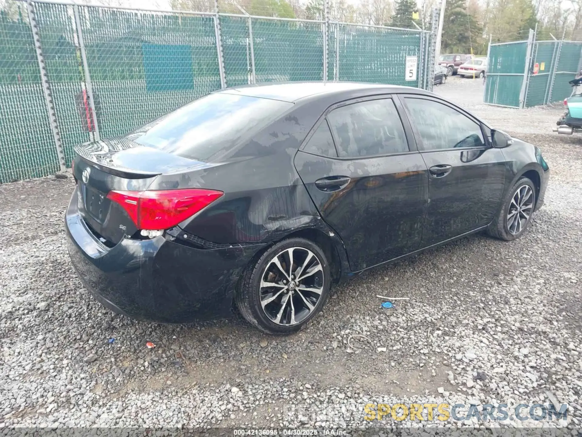 4 fotografías del automóvil dañado 5YFBURHE7KP862710 TOYOTA COROLLA 2019