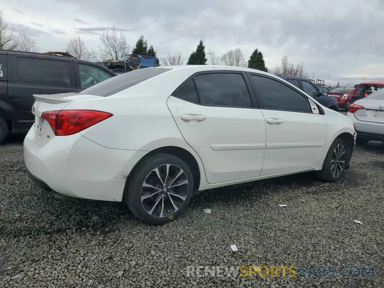 3 fotografías del automóvil dañado 5YFBURHE7KP873092 TOYOTA COROLLA 2019