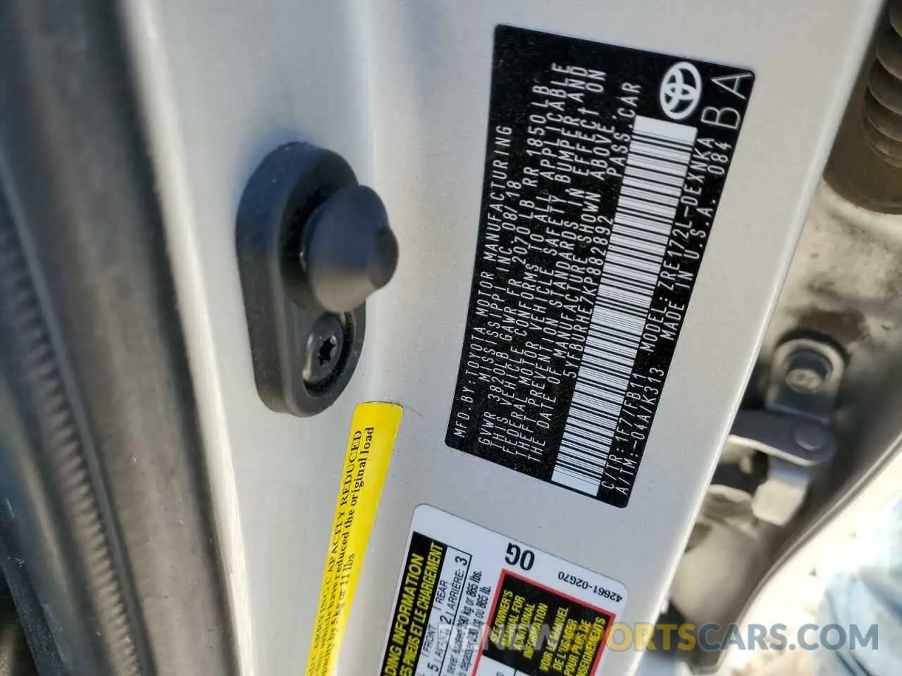 12 fotografías del automóvil dañado 5YFBURHE7KP882892 TOYOTA COROLLA 2019