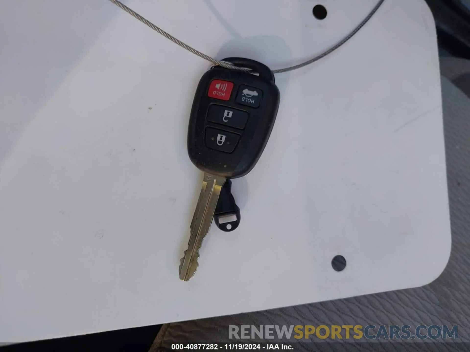 11 fotografías del automóvil dañado 5YFBURHE7KP886568 TOYOTA COROLLA 2019