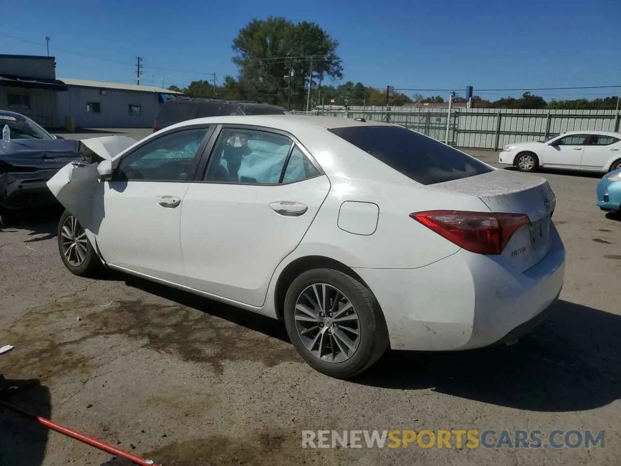 2 fotografías del automóvil dañado 5YFBURHE7KP891222 TOYOTA COROLLA 2019