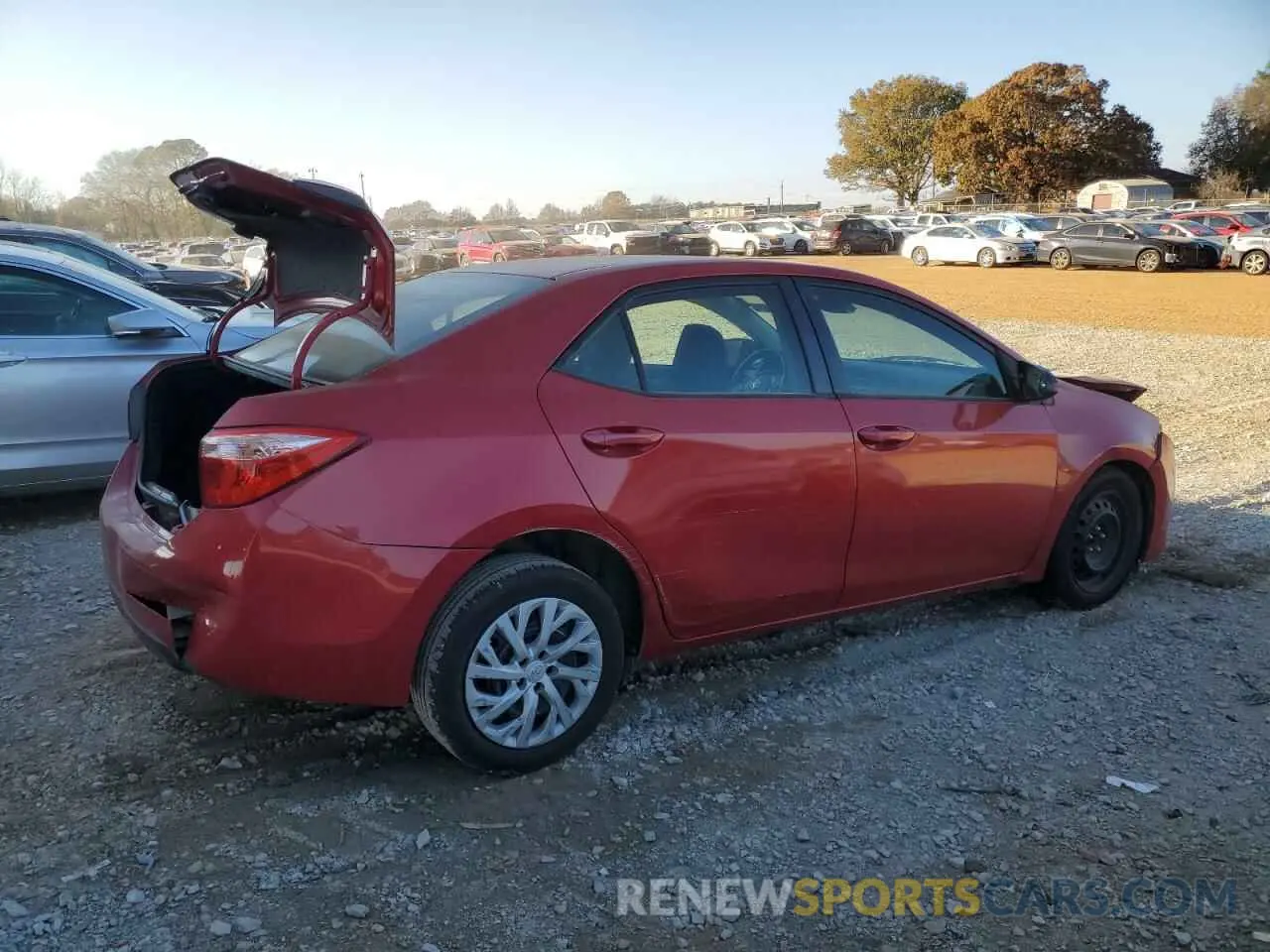 3 fotografías del automóvil dañado 5YFBURHE7KP895948 TOYOTA COROLLA 2019