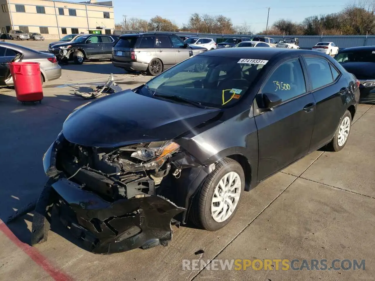 2 fotografías del automóvil dañado 5YFBURHE7KP898042 TOYOTA COROLLA 2019