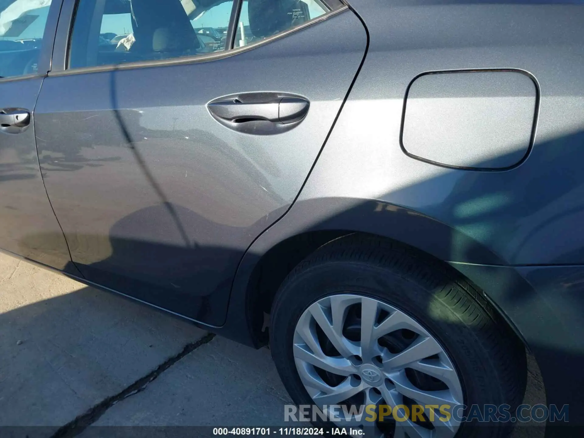 19 fotografías del automóvil dañado 5YFBURHE7KP899031 TOYOTA COROLLA 2019