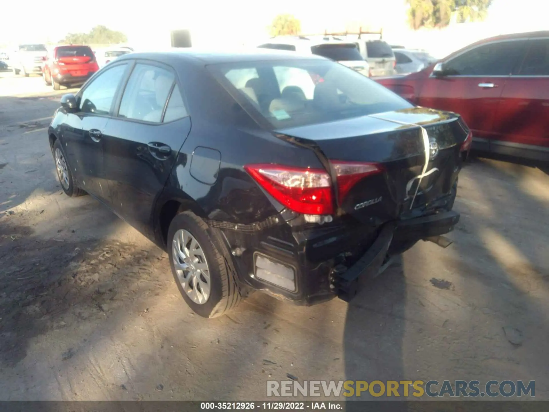 3 fotografías del automóvil dañado 5YFBURHE7KP902199 TOYOTA COROLLA 2019