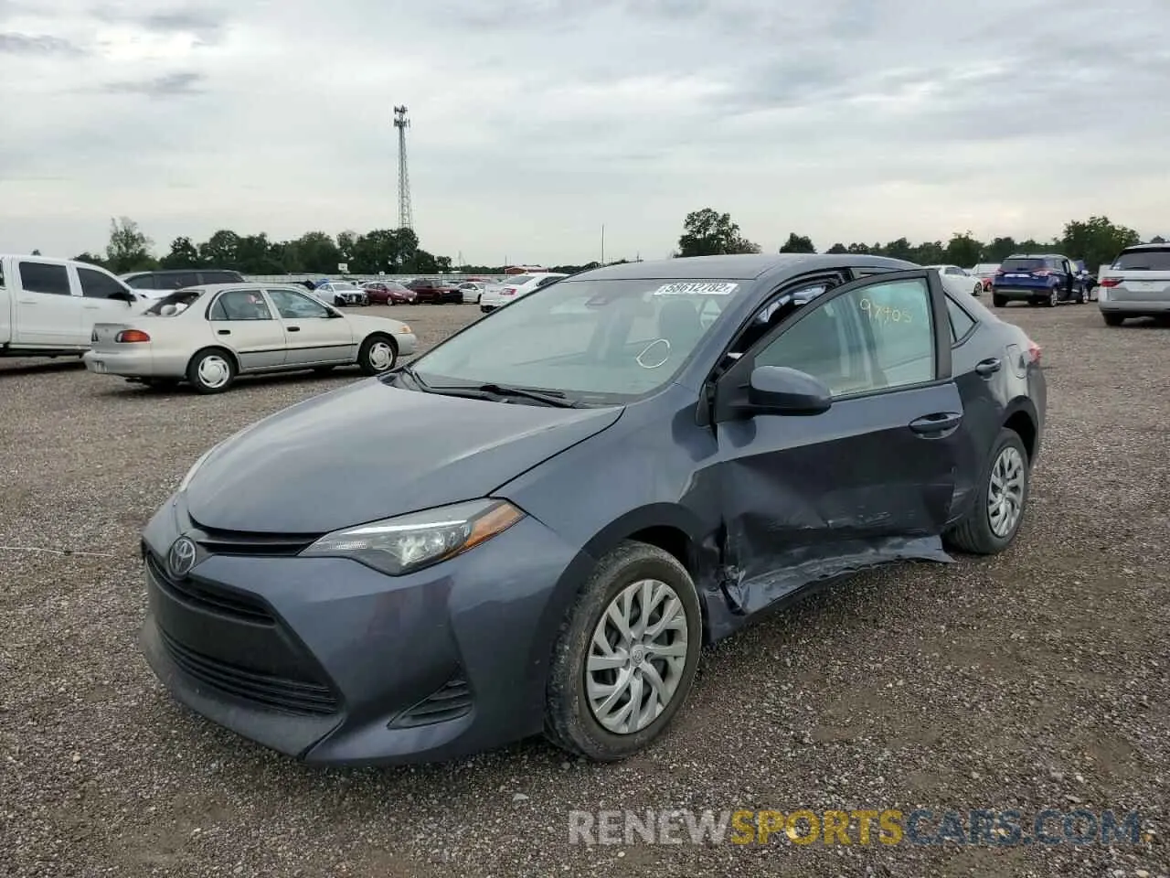 2 fotografías del automóvil dañado 5YFBURHE7KP902803 TOYOTA COROLLA 2019
