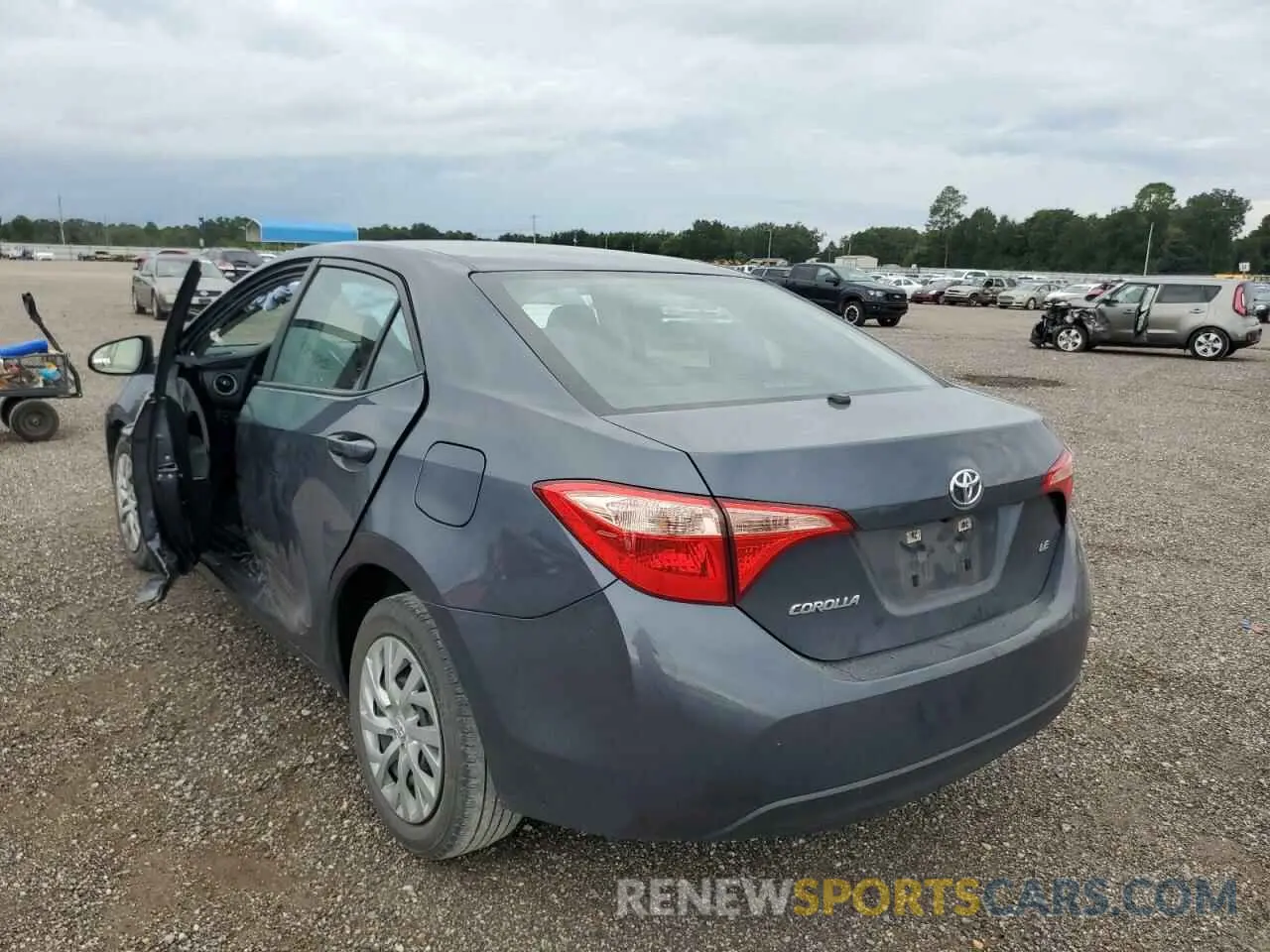 3 fotografías del automóvil dañado 5YFBURHE7KP902803 TOYOTA COROLLA 2019
