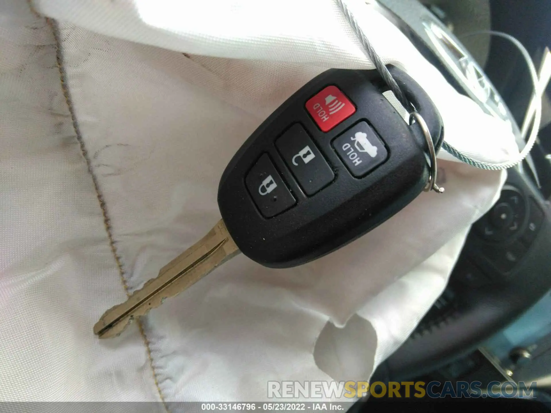 11 fotografías del automóvil dañado 5YFBURHE7KP905202 TOYOTA COROLLA 2019