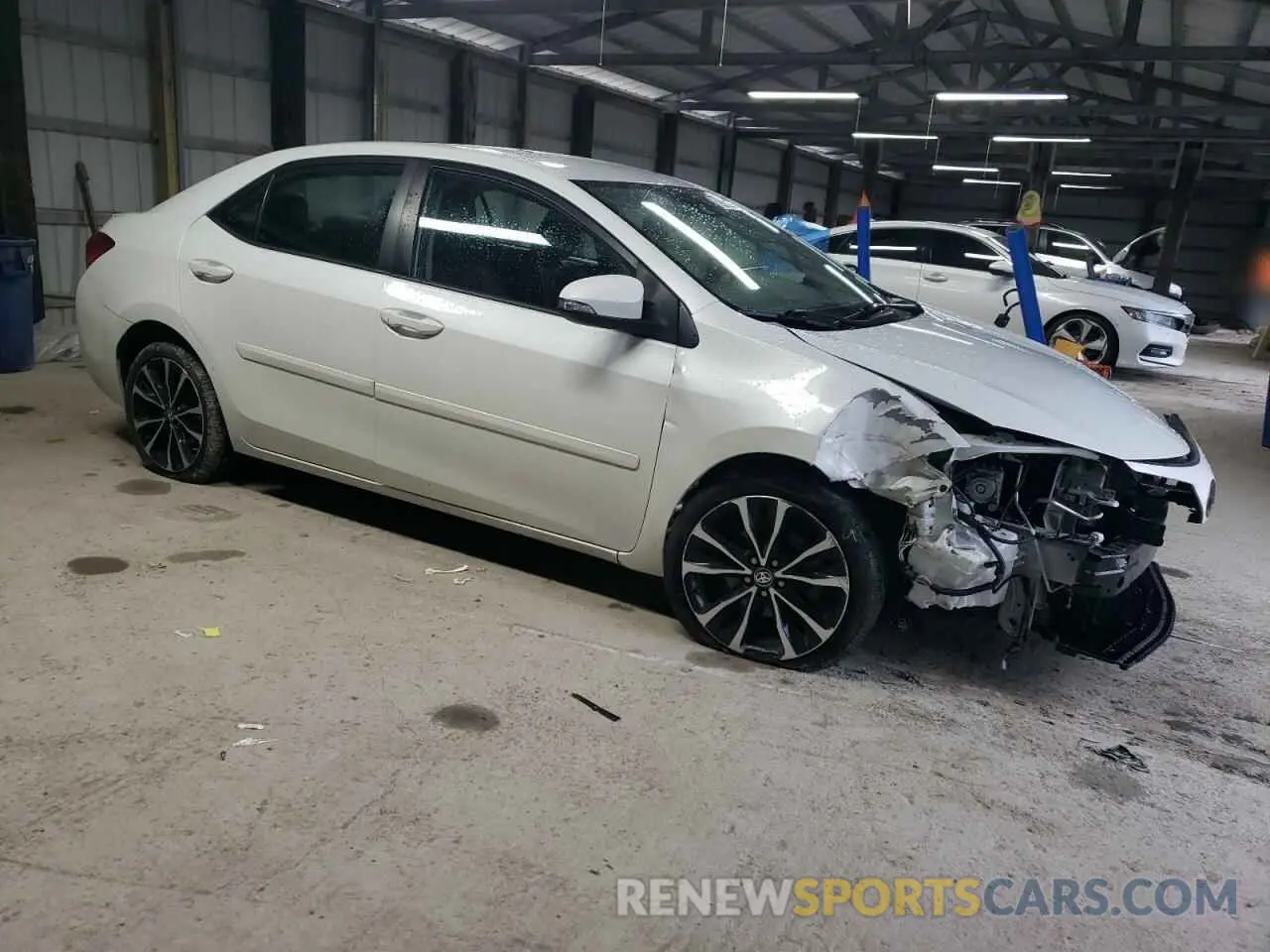 4 fotografías del automóvil dañado 5YFBURHE7KP906902 TOYOTA COROLLA 2019