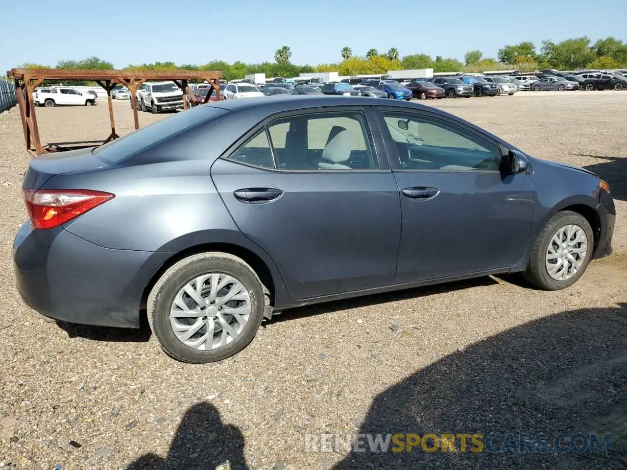 3 fotografías del automóvil dañado 5YFBURHE7KP907337 TOYOTA COROLLA 2019