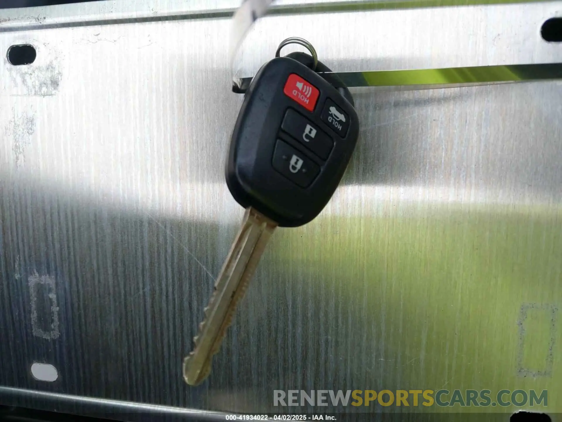 11 fotografías del automóvil dañado 5YFBURHE7KP908410 TOYOTA COROLLA 2019
