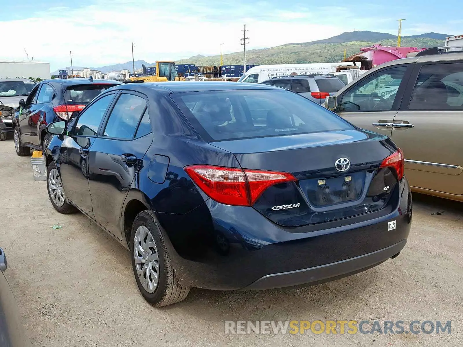 3 fotografías del automóvil dañado 5YFBURHE7KP909010 TOYOTA COROLLA 2019