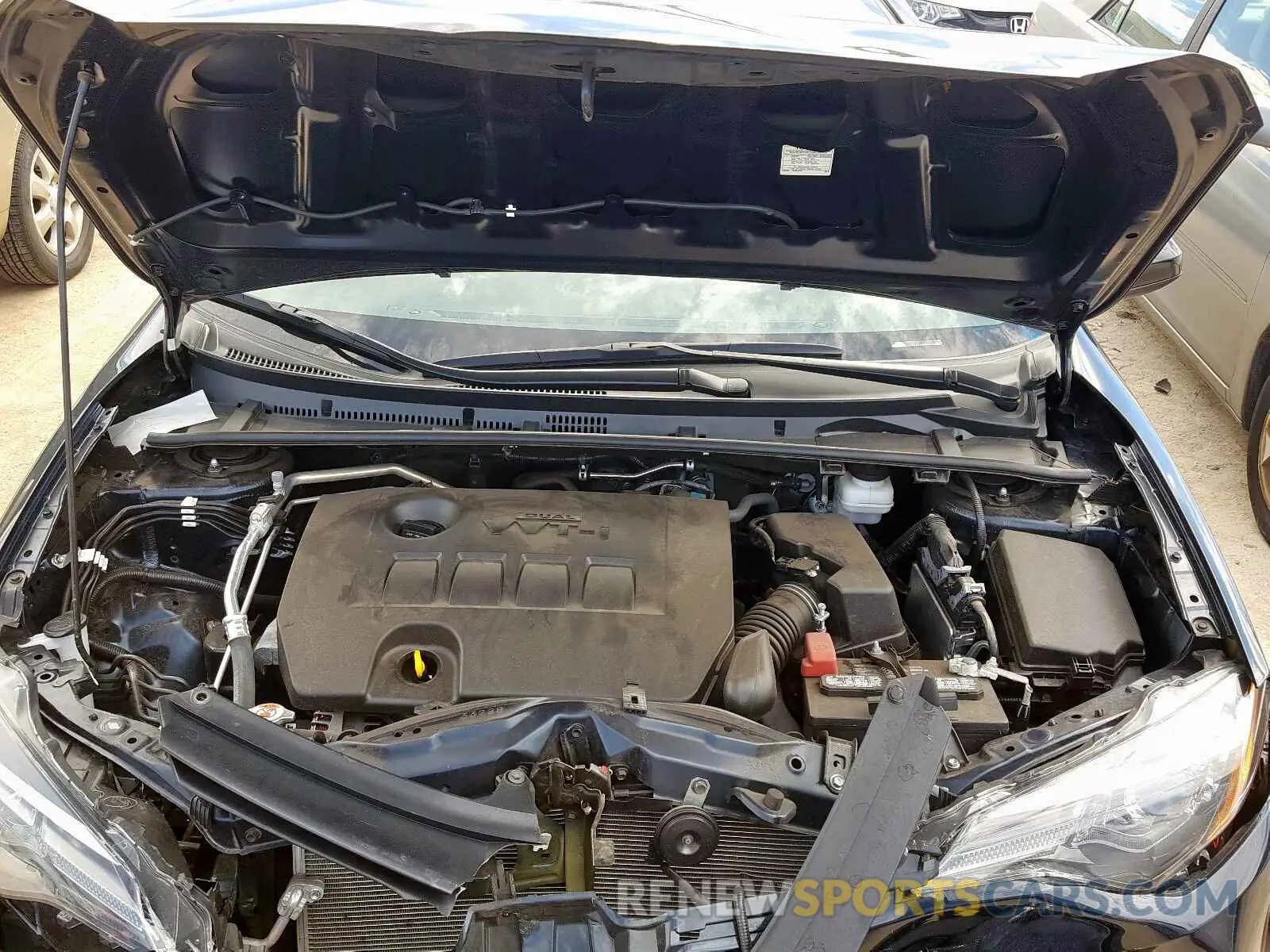 7 fotografías del automóvil dañado 5YFBURHE7KP909010 TOYOTA COROLLA 2019