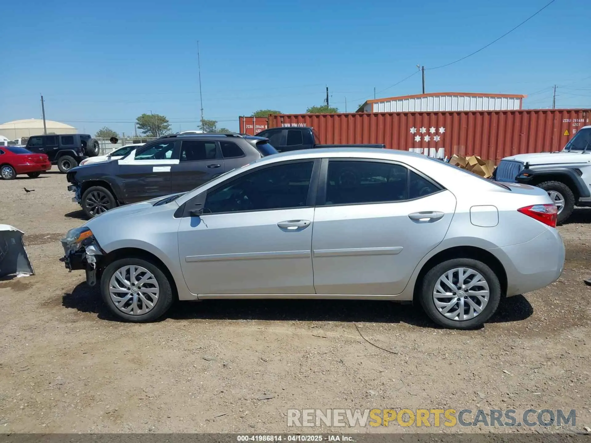 15 fotografías del automóvil dañado 5YFBURHE7KP912618 TOYOTA COROLLA 2019
