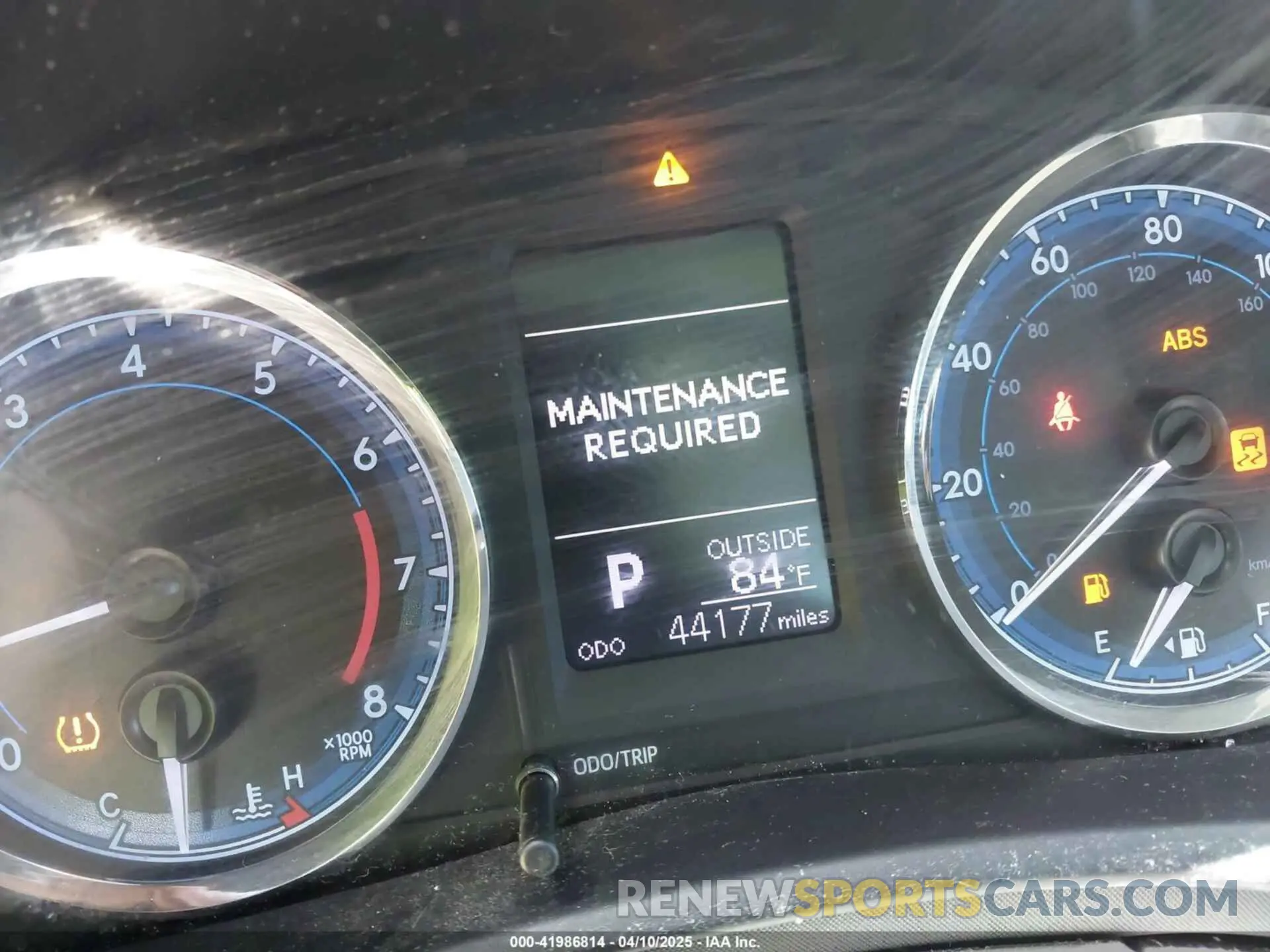 16 fotografías del automóvil dañado 5YFBURHE7KP912618 TOYOTA COROLLA 2019