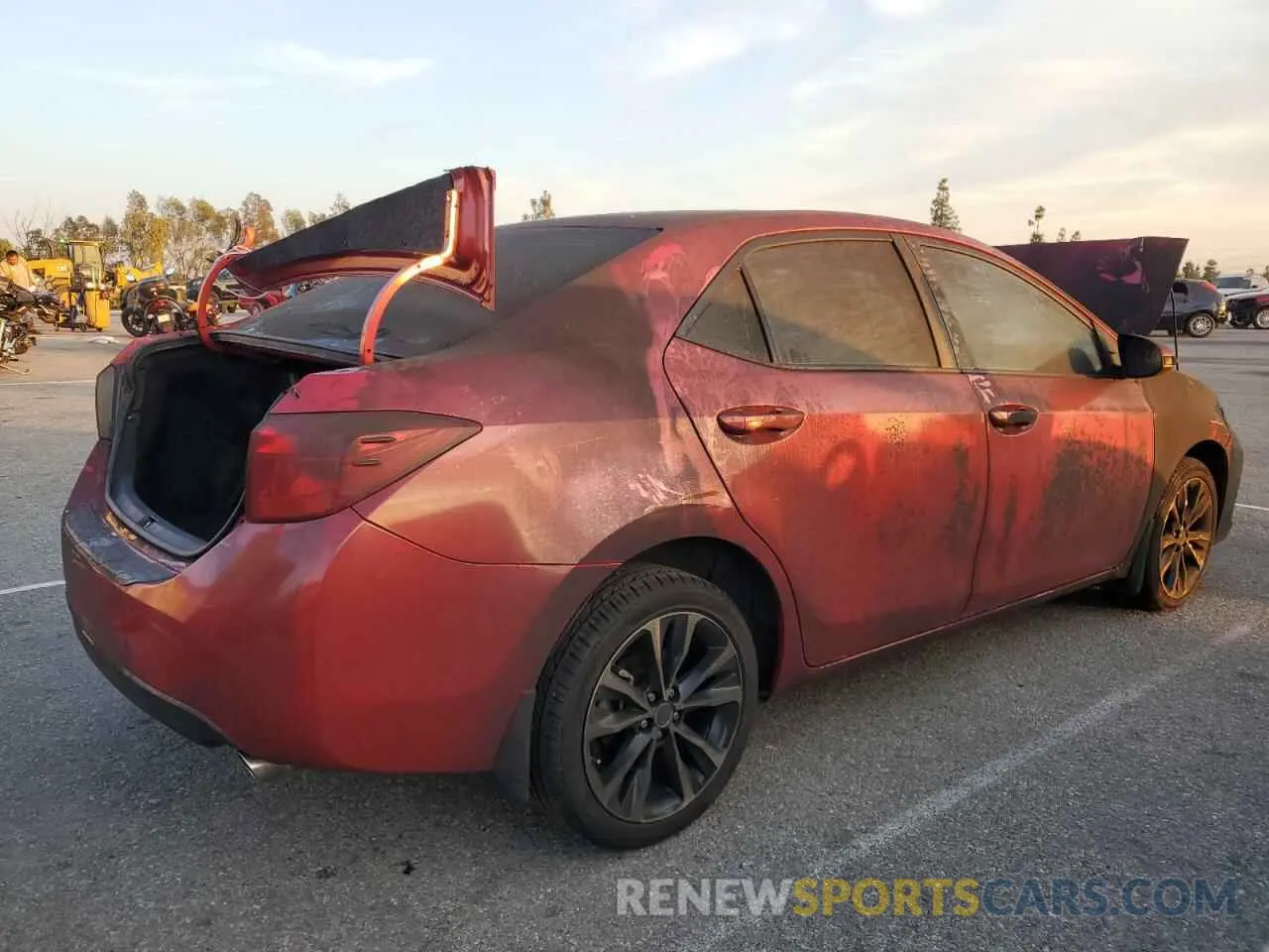 3 fotografías del automóvil dañado 5YFBURHE7KP916555 TOYOTA COROLLA 2019