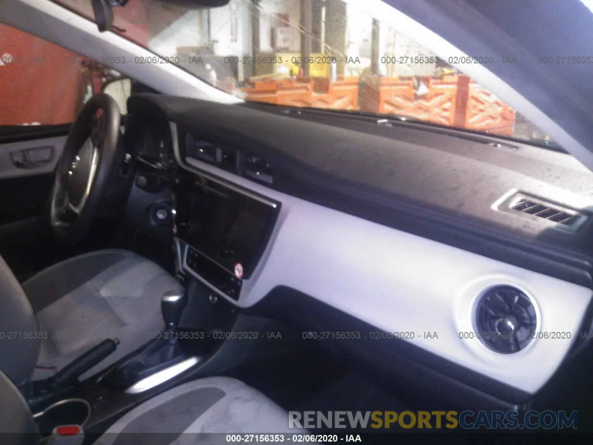 5 fotografías del automóvil dañado 5YFBURHE7KP918788 TOYOTA COROLLA 2019
