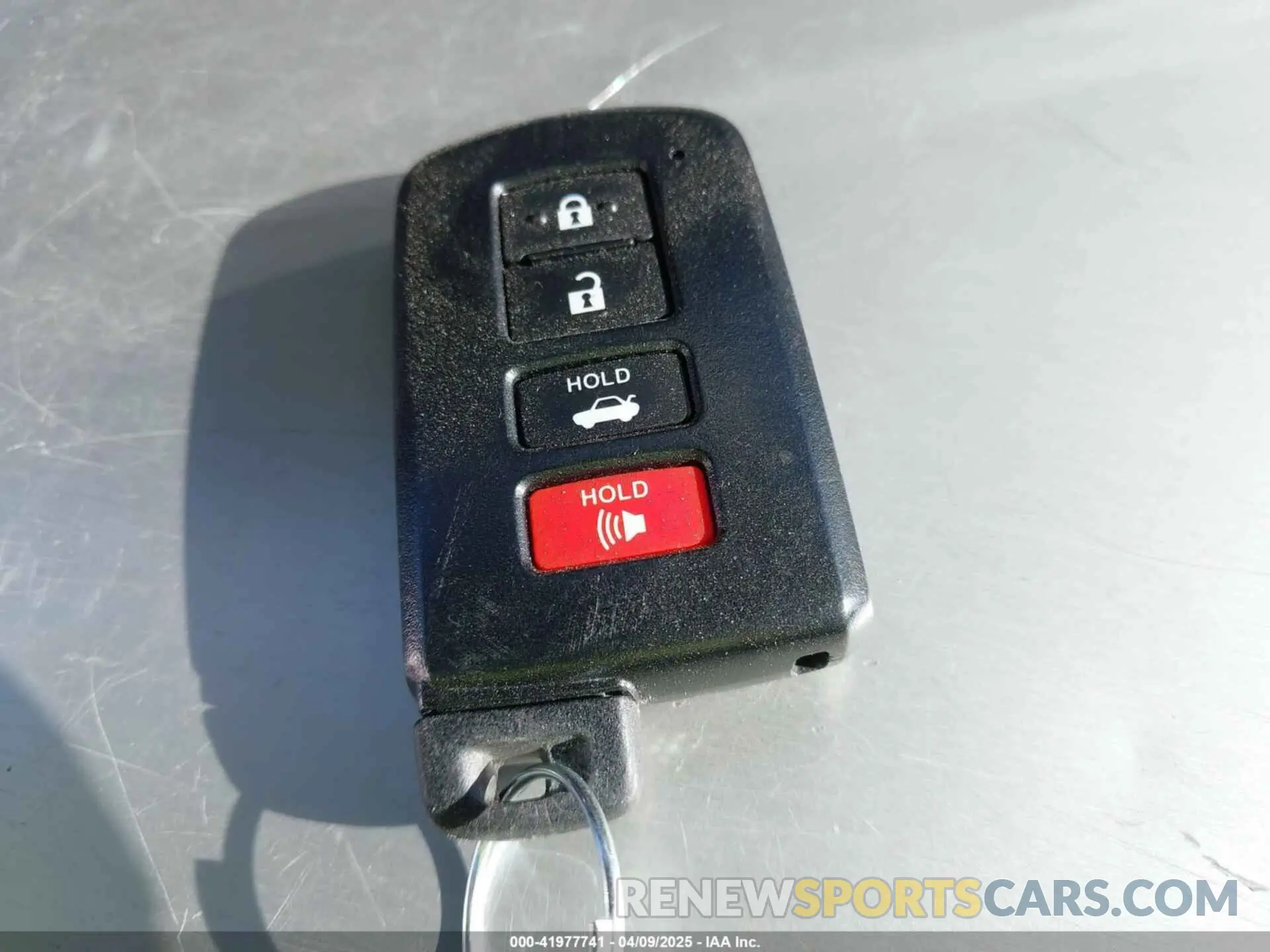 11 fotografías del automóvil dañado 5YFBURHE7KP922064 TOYOTA COROLLA 2019