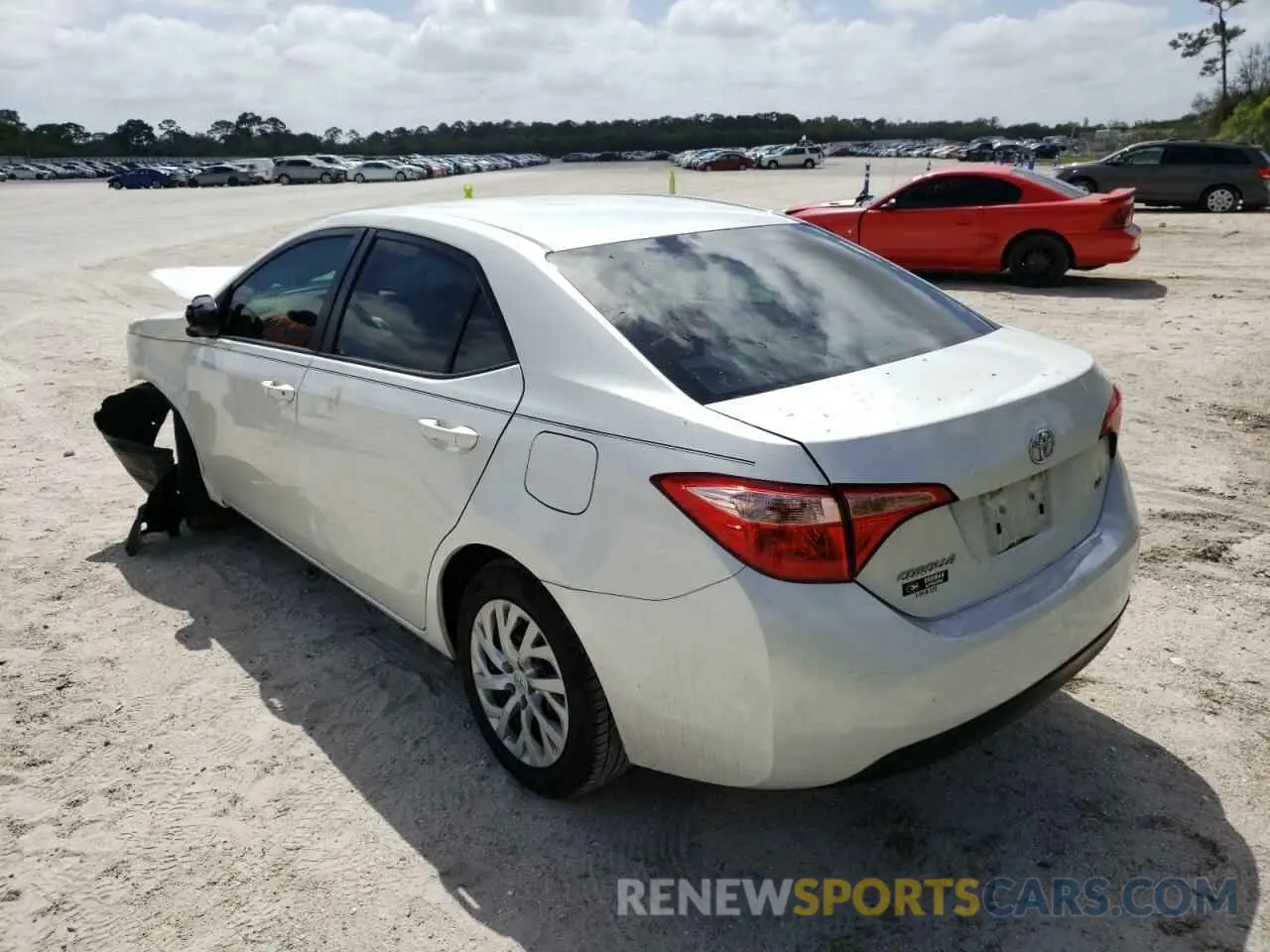 3 fotografías del automóvil dañado 5YFBURHE7KP922887 TOYOTA COROLLA 2019