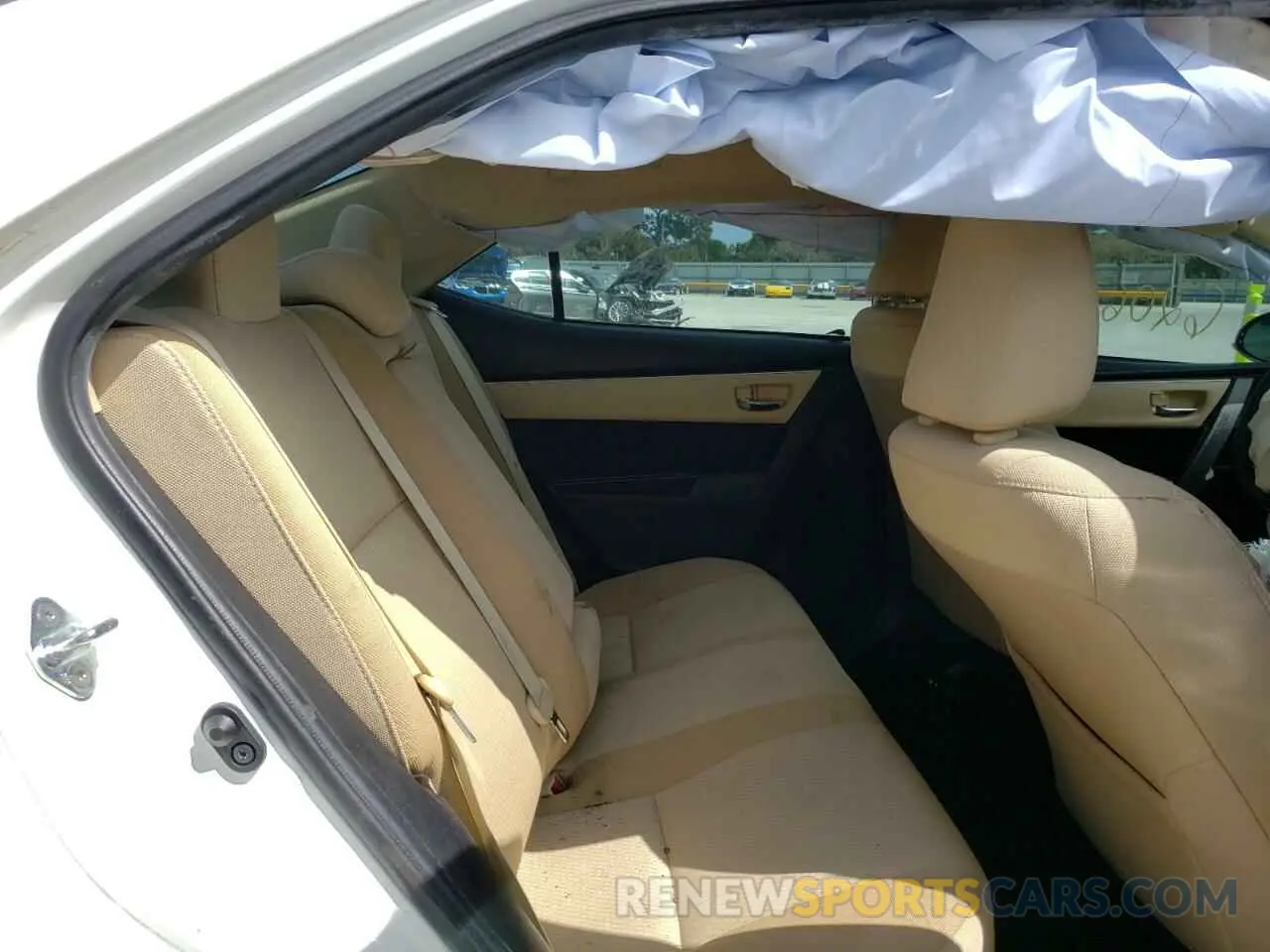 6 fotografías del automóvil dañado 5YFBURHE7KP922887 TOYOTA COROLLA 2019