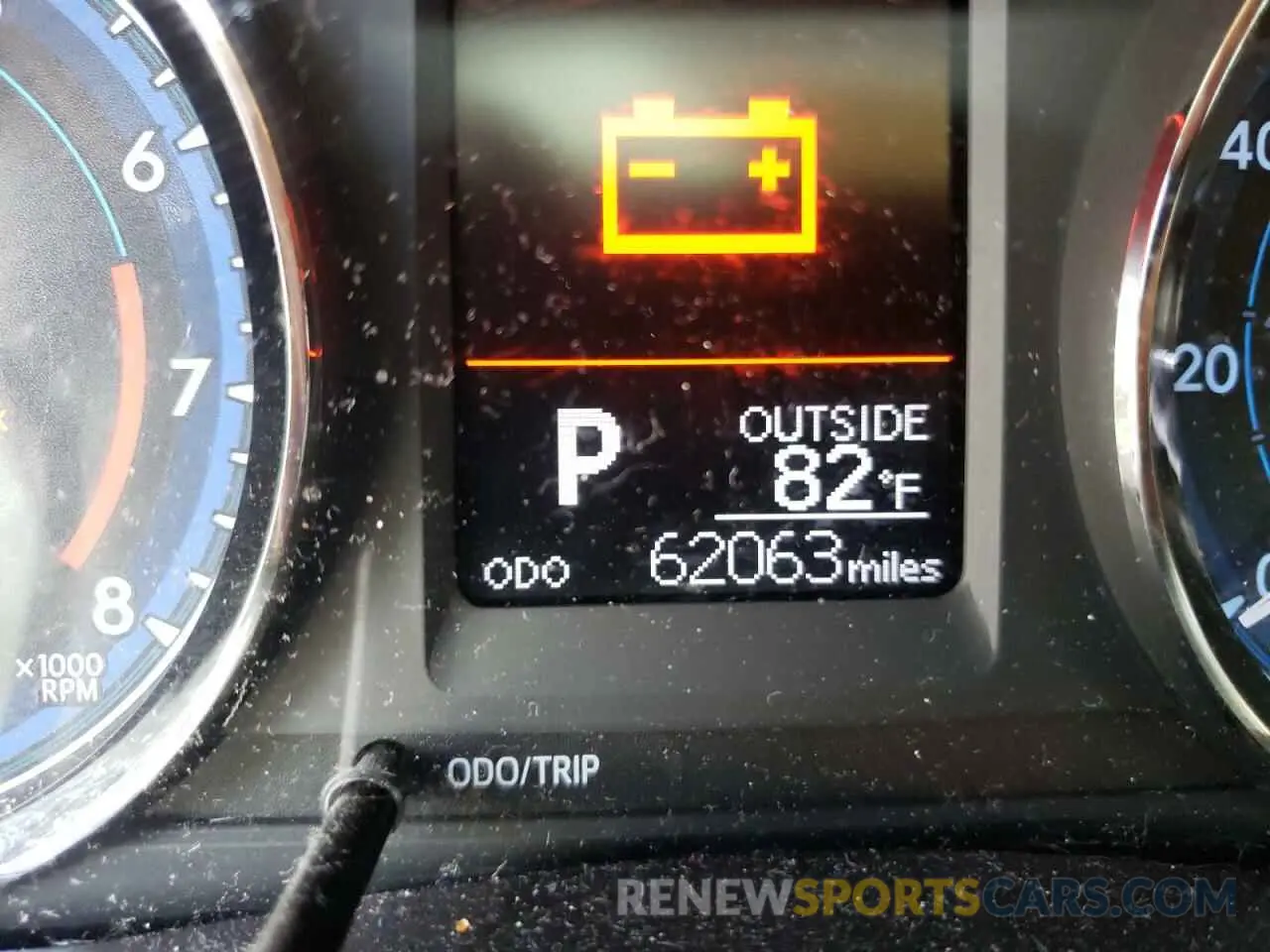 8 fotografías del automóvil dañado 5YFBURHE7KP922887 TOYOTA COROLLA 2019