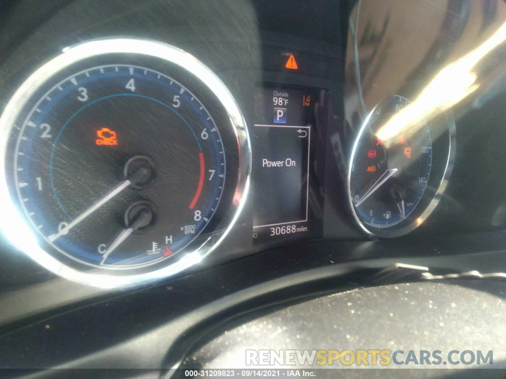 7 fotografías del automóvil dañado 5YFBURHE7KP924591 TOYOTA COROLLA 2019