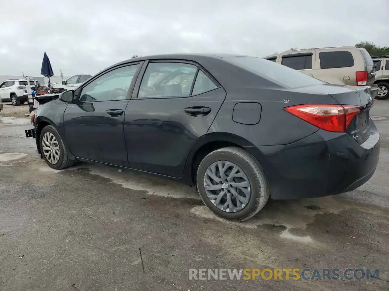 2 fotografías del automóvil dañado 5YFBURHE7KP929273 TOYOTA COROLLA 2019