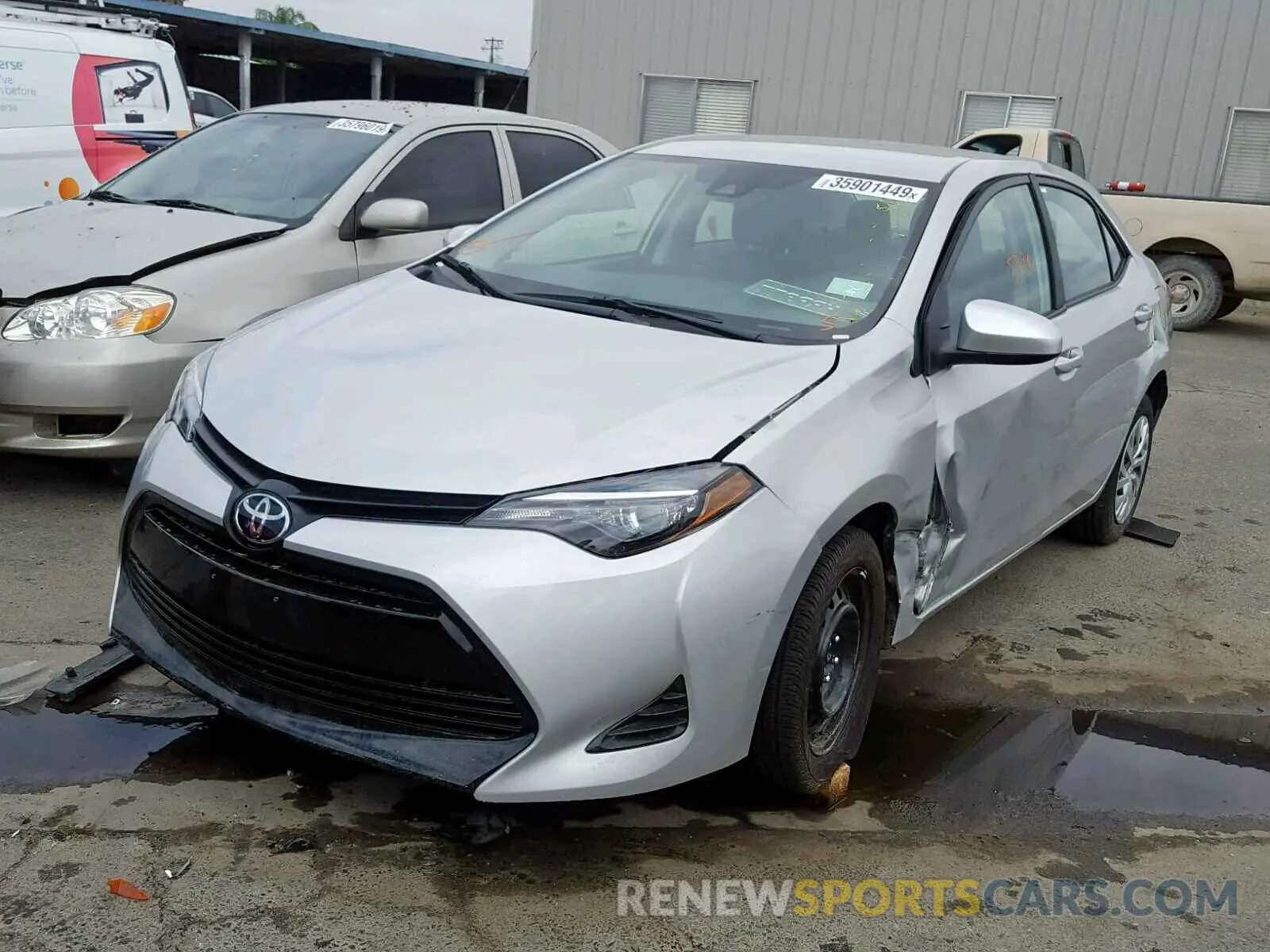 2 fotografías del automóvil dañado 5YFBURHE7KP934652 TOYOTA COROLLA 2019