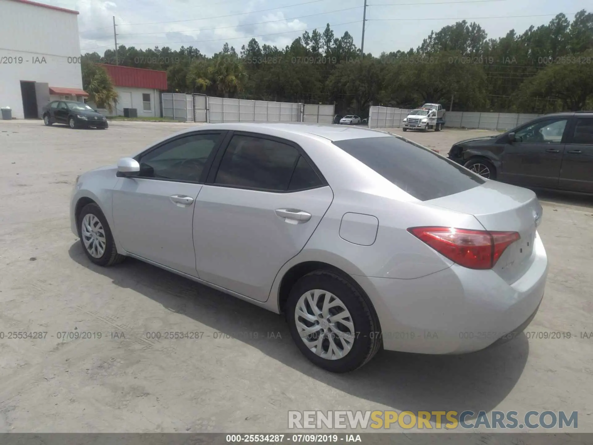 3 fotografías del automóvil dañado 5YFBURHE7KP943626 TOYOTA COROLLA 2019