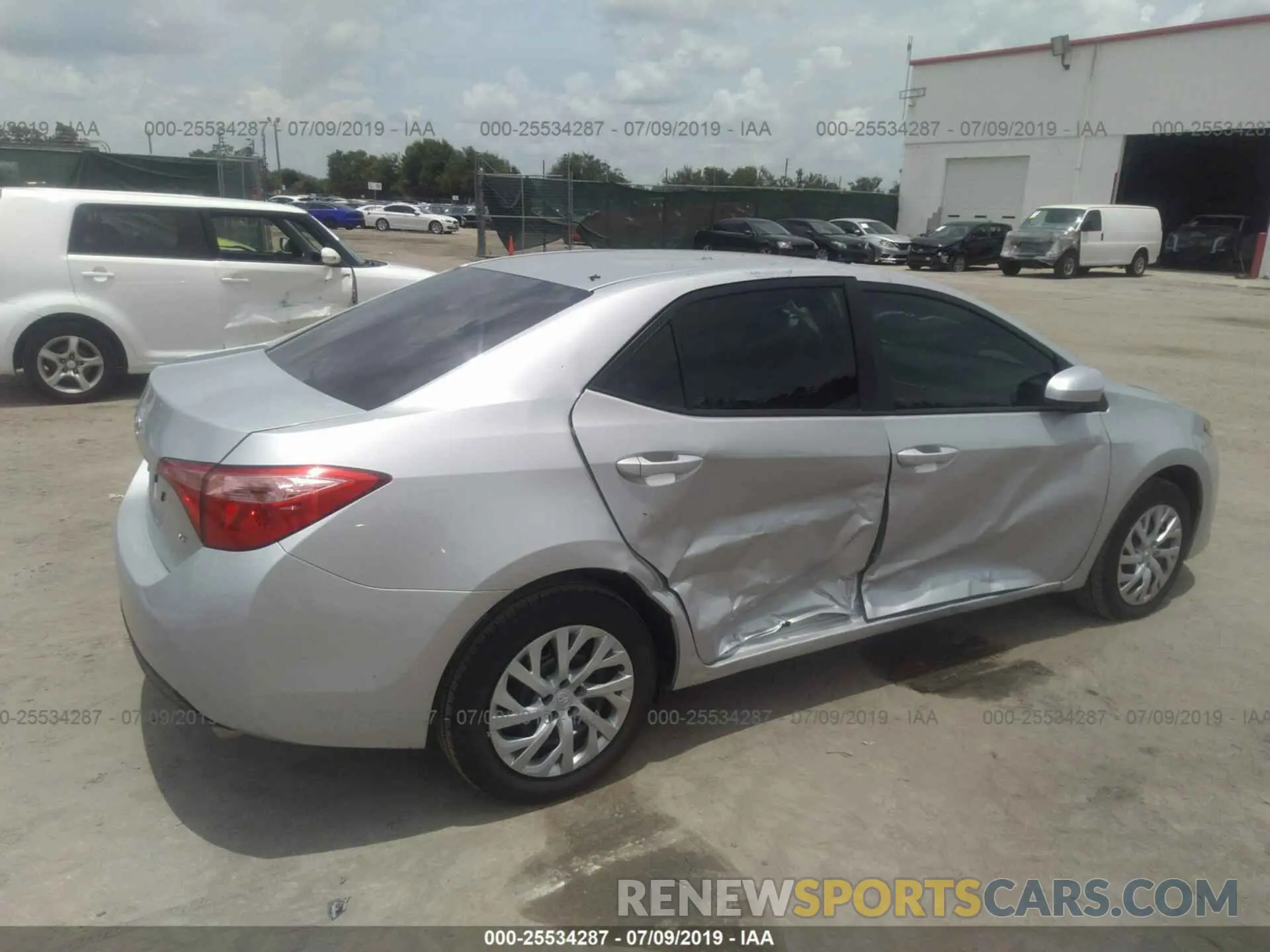 6 fotografías del automóvil dañado 5YFBURHE7KP943626 TOYOTA COROLLA 2019