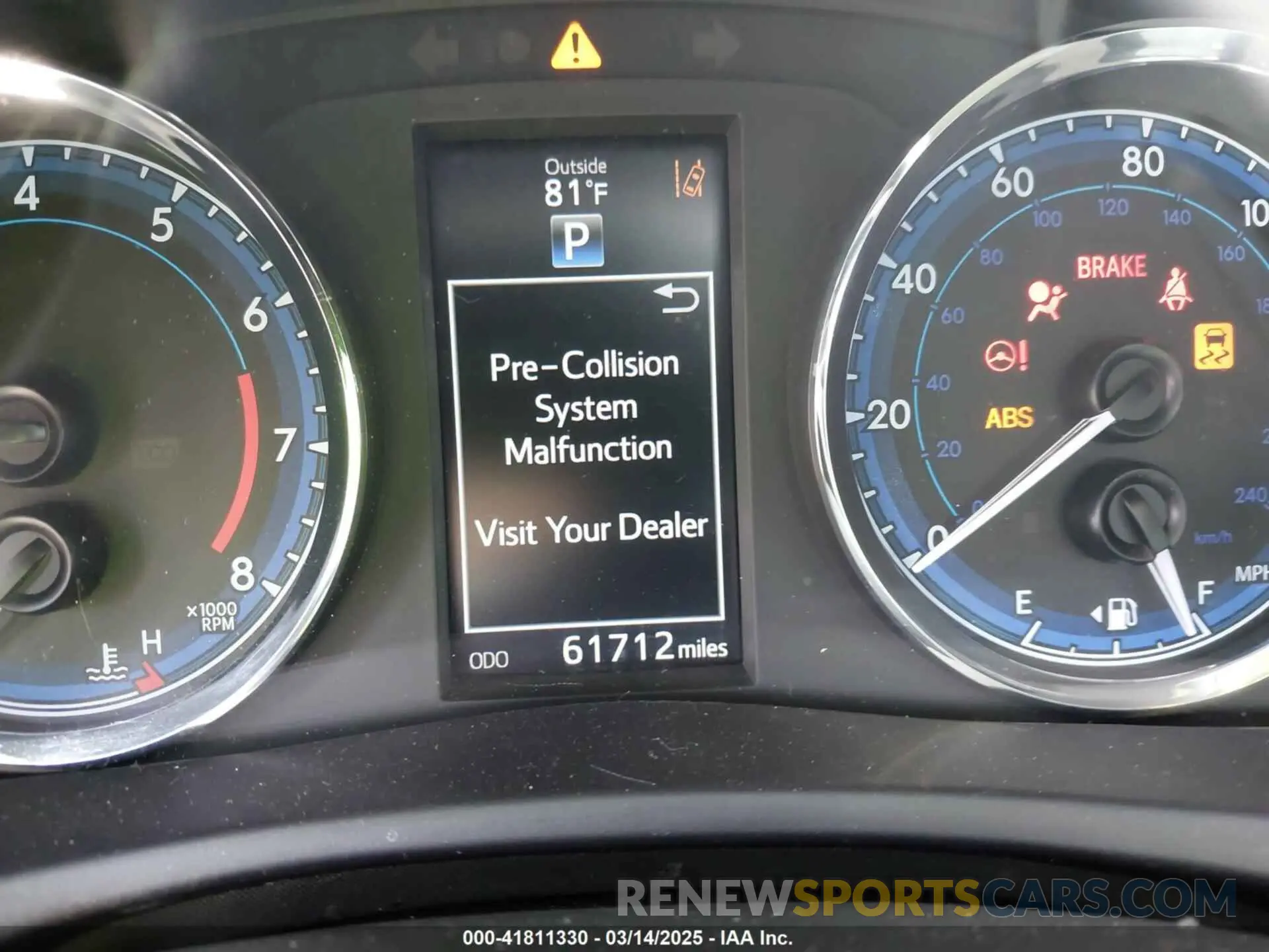15 fotografías del automóvil dañado 5YFBURHE7KP949541 TOYOTA COROLLA 2019