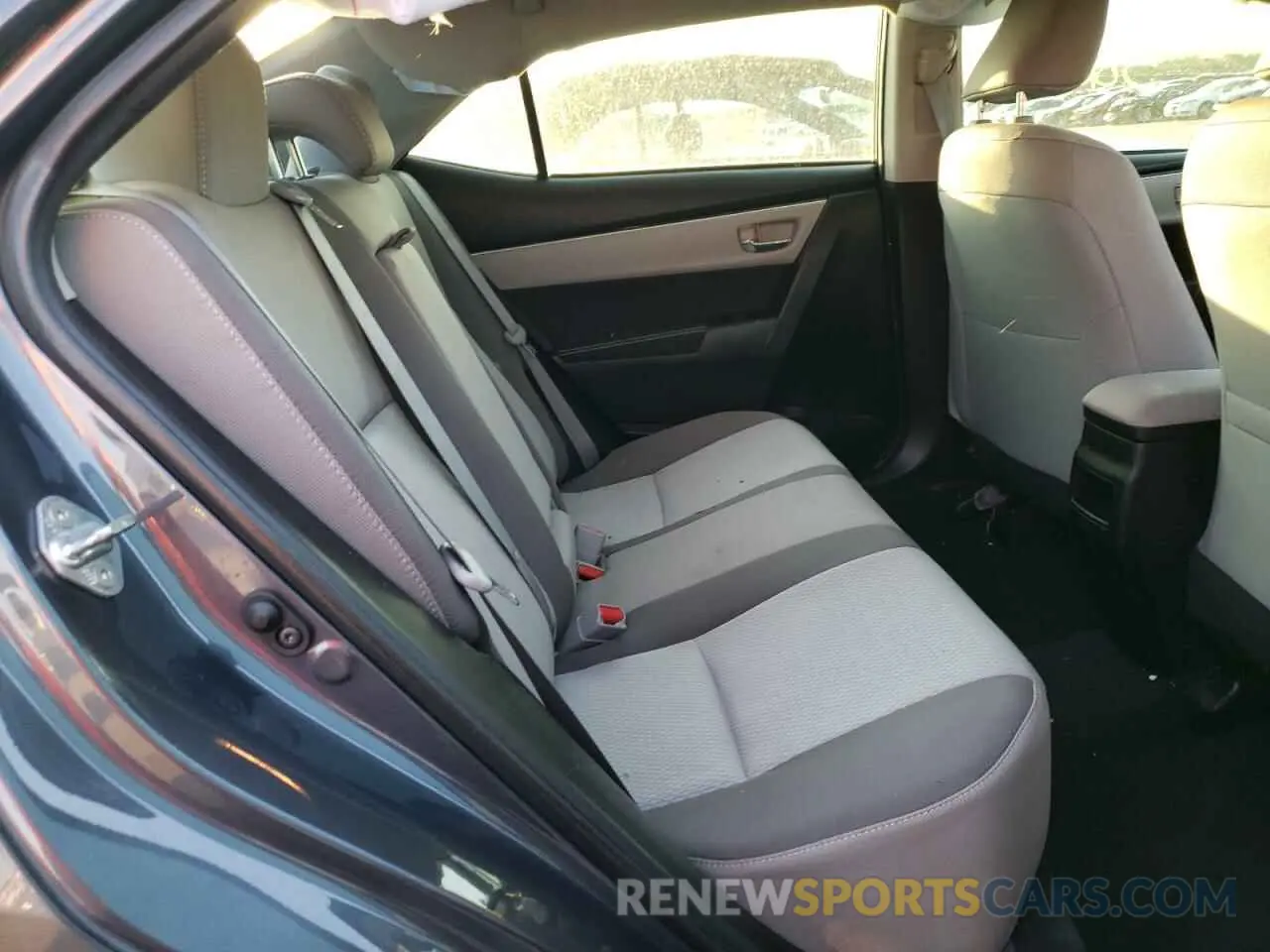 6 fotografías del automóvil dañado 5YFBURHE7KP949992 TOYOTA COROLLA 2019