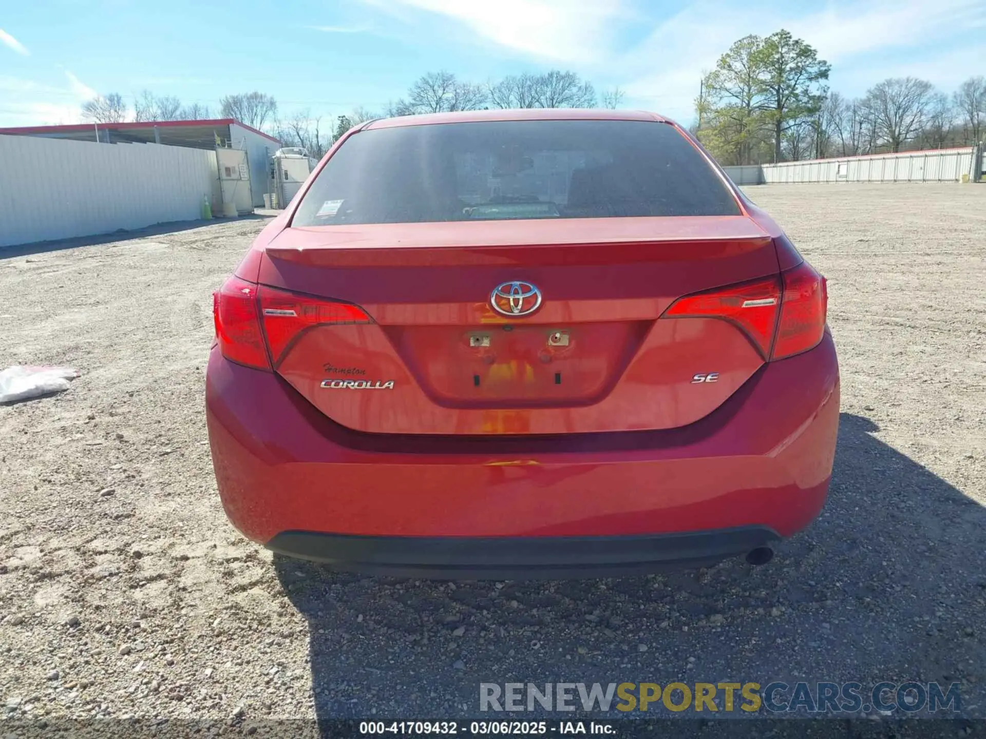 17 fotografías del automóvil dañado 5YFBURHE8KP861582 TOYOTA COROLLA 2019