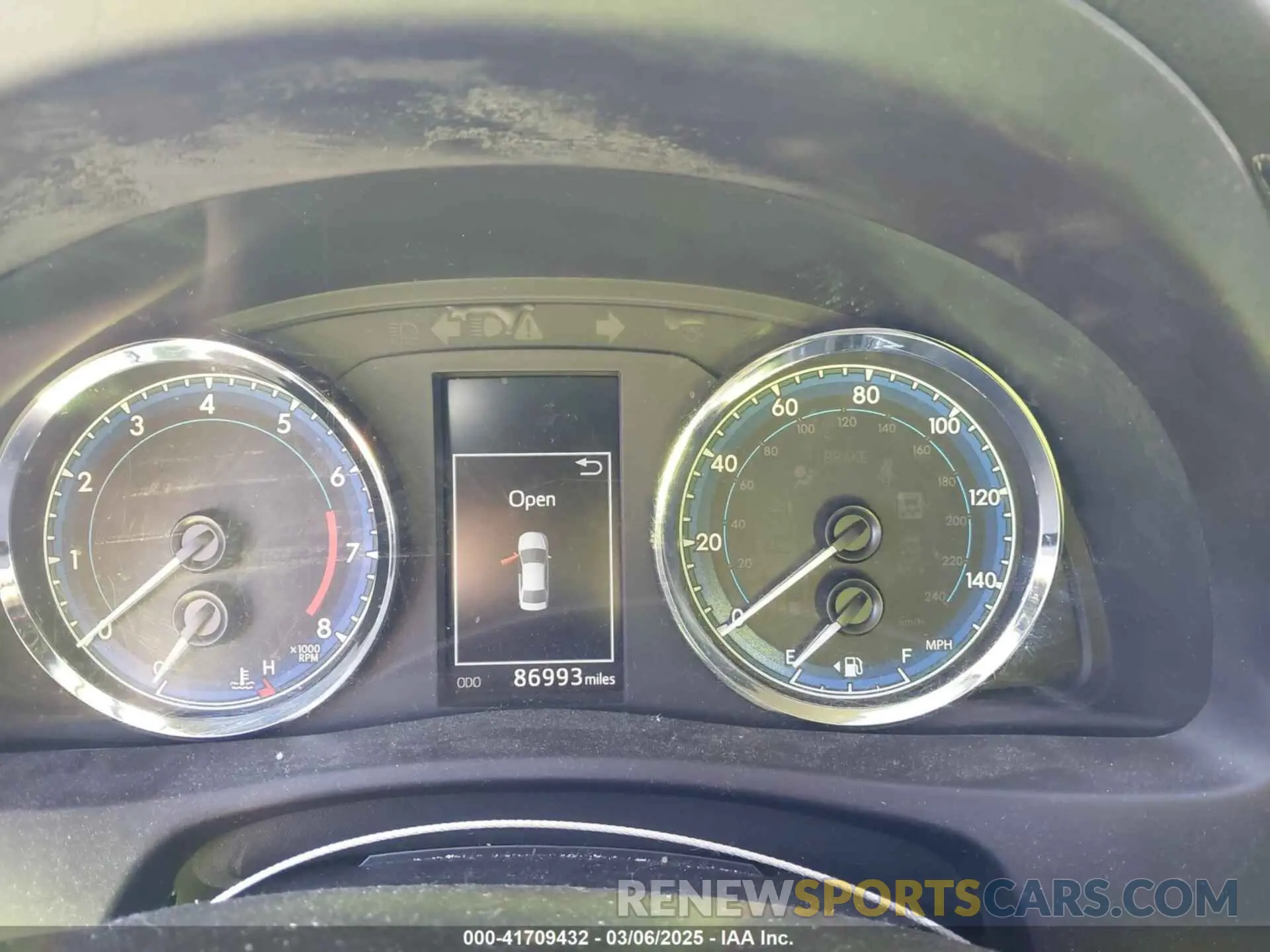 7 fotografías del automóvil dañado 5YFBURHE8KP861582 TOYOTA COROLLA 2019