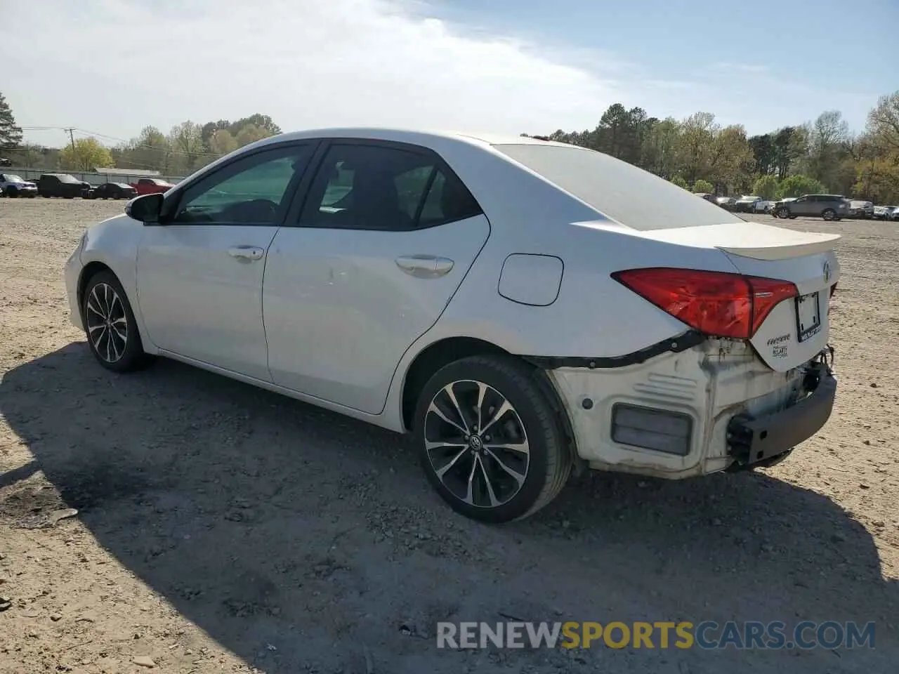 2 fotografías del automóvil dañado 5YFBURHE8KP867933 TOYOTA COROLLA 2019