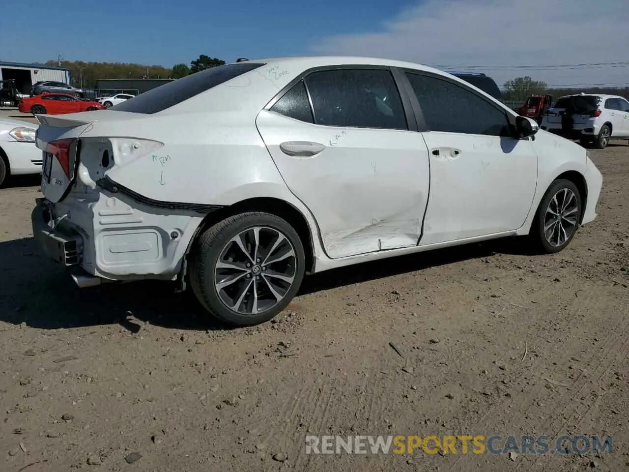 3 fotografías del automóvil dañado 5YFBURHE8KP867933 TOYOTA COROLLA 2019
