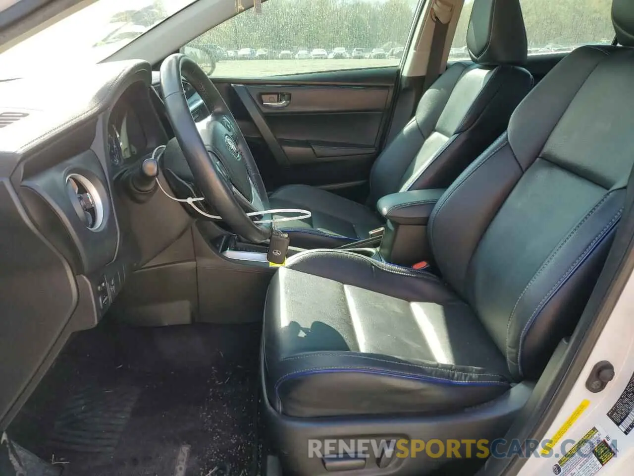 7 fotografías del automóvil dañado 5YFBURHE8KP867933 TOYOTA COROLLA 2019