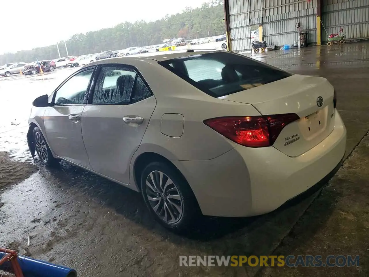 2 fotografías del automóvil dañado 5YFBURHE8KP868449 TOYOTA COROLLA 2019
