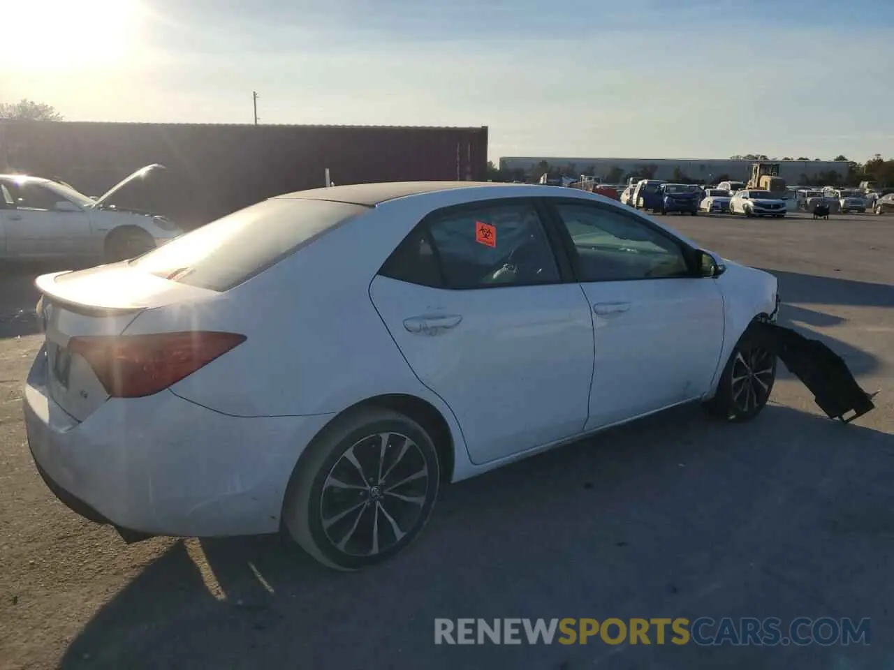 3 fotografías del automóvil dañado 5YFBURHE8KP870962 TOYOTA COROLLA 2019